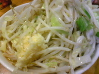 「小ラーメン（ヤサイ、ニンニク）」@ラーメン二郎 八王子野猿街道店2の写真