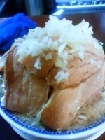 「塩麺（780円）+バカブタ（300円）」@匠神角ふじ 柏店の写真