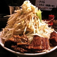 「ラブメン（小・野菜マシマシ・ニンニク・脂￥650）」@ラブメン 楽々の写真