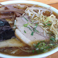 「チャーシューワンタンメン+大盛」@支那ラーメン 桂山の写真