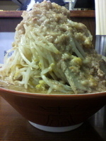 「らーめん（全マシ）￥600」@ラーメン大 西荻店の写真