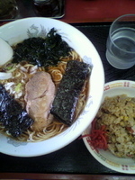 「半チャーハンラーメンセット（江戸だし）￥840」@ラーメンショップ きちでんの写真