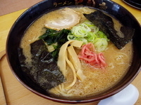 「とんこつ醤油」@とん太 蓮台寺PA下り線の写真