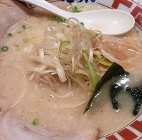 「得入りラーメン 並」@屯ちん 池袋本店の写真
