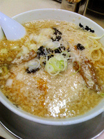 「中華そば（麺固め&大油）730円」@らーめん潤 蒲田店の写真