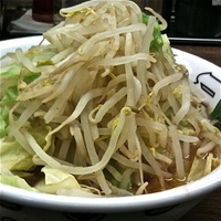 「雷そば（並150gニンニク少し￥680）」@雷 北松戸本店の写真