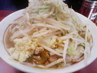 「ラーメン（ニンニク・カラメ）」@千里眼の写真