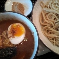 「つけ麺+チャーシュー（2枚）+味玉+魚粉+ゆず（650円+50円」@GOODMENの写真