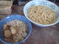 「つけめん（850円）+豚ほぐし（150円）+味玉（100円）+大」@六厘舎 本店の写真