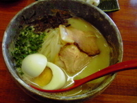 「味玉らーめん（ばりかた）+替玉（ハリガネ）」@豚骨らーめん れんの写真