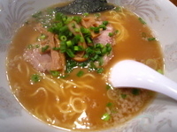 「しょうゆらーめん（600円）」@麺僧 吉祥寺南口店の写真