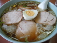 「チャシューワンタンメン」@草むらの写真