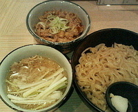 「つけ麺こってり醤油味」@小麦と肉 桃の木の写真