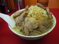 「ラーメン+W豚（1050円）」@モッコリ豚の写真