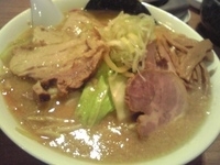 「野菜ラーメン（大盛・こてこて）+肉盛り+ライス」@野方ホープ 吉祥寺店の写真