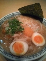 「肉そば 半熟煮玉子入り」@丸源ラーメン 三ツ境店の写真