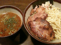 「つけ麺（中盛り）+焼きチャーシュー1枚」@つけ麺 APPLE BASICの写真