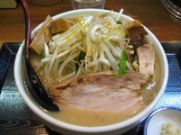 「味噌ラーメン（大盛）+チャーシュー1枚+ニンニク」@味噌麺処 花道庵の写真