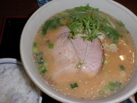 「はちべえ味噌ラーメン(590円)餃子(100円)半ライス(100」@味噌ラーメン はちべえ 利府店の写真