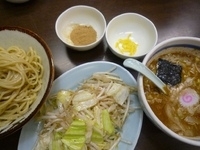 「もりそば（750円）+野菜別皿（180円）+ゆず（20円）+魚粉」@東池袋大勝軒 ROZEOの写真