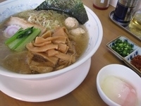 「黄金ラーメン900円+メンマ100円+温玉サービス」@MENYA 食い味の道有楽の写真