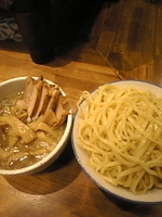 「塩つけ麺大+メンマ+チャーシュー」@めいげんその写真