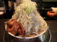 「小ラーメン（670円）全増し（無料）」@麺屋 婆娑羅の写真