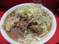 「ラーメン 600円（やさい）」@ラーメン二郎 三田本店の写真