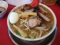 「とんしおチャーシュー（大盛）+玉子（無料）+ライス（小）」@大ちゃんらーめんの写真