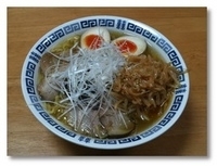 「塩ラーメン大盛り+半熟味付たまご+ちゃーしゅう+ピリ辛もやし」@札幌夜鳴き屋らーめんの写真