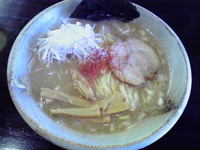 「豚そば（中太麺）」@まるぶし とんやの写真