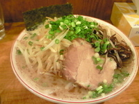 「らーめん 680円」@とんこつらーめんフクフクの写真