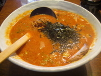 「赤彰貴ラーメン+ライス」@麺や 彰貴の写真