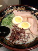 「とんこつらーめん（かため）+煮玉子（780円）」@一竜 世田谷店の写真