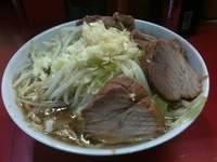 「小ブタ ニンニク、ヤサイ」@ラーメン二郎 上野毛店の写真
