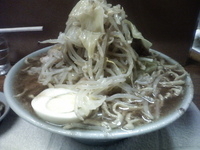 「ラーメン（ヤサイマシ）+ショウガだれ」@ラーメン富士丸 板橋南町店の写真