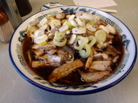 「中華そば（大）1000円+ごはん150円+サービスにんにく」@大喜 駅前店の写真