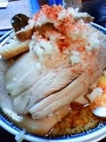 「あかそば（780円）+バカブタ（300円）」@匠神角ふじ 柏店の写真