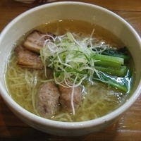 「塩鶏そば750円」@ラーメン厨房つきまるの写真