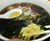 「しょうゆラーメン 350円」@勘太そばの写真