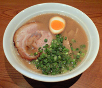 「らーめん+替玉半玉」@十兵衛の写真