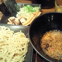 「つけ麺黒 大盛700g」@博多 龍ノ髭 宇都宮店の写真