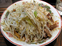 「汁なし偽郎油そば@800」@ポークヌードル内藤の写真