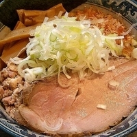 「油そば（小盛）￥650」@兎に角 松戸店の写真