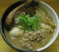 「濃厚らーめん+味玉、ゆで餃子」@麺屋じげんの写真