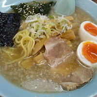 「メンマラーメン650⇒550円（HPクーポン） ゆで玉子50円」@ラーメン かいざんの写真