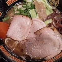 「釜炊きとんこつラーメン」@釜炊き豚骨ラーメンきら星 満天の写真