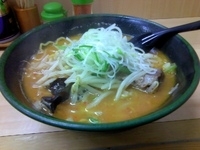「オロチョン（辛味）らーめん」@北海道ラーメン 新宿 源の写真