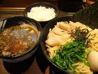 「黒のつけめん 全部のせ（大盛）+ライス小」@麺者 すぐれの写真