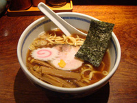 「平打ち麺」@たけちゃんにぼしらーめん 代々木店の写真